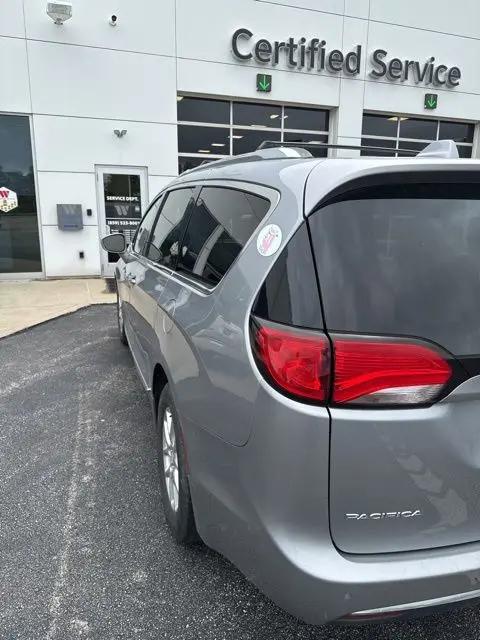 2020 Chrysler Pacifica Touring L