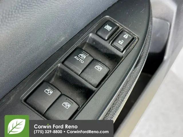 2013 Subaru Legacy 2.5i