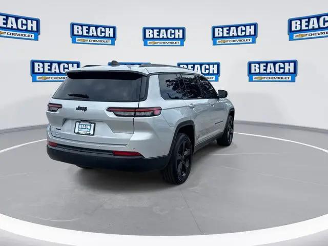 2023 Jeep Grand Cherokee L Altitude 4x4