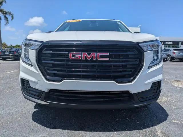 2024 GMC Terrain FWD SLE