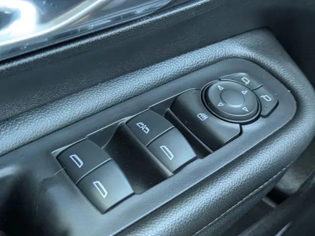 2024 GMC Terrain FWD SLE