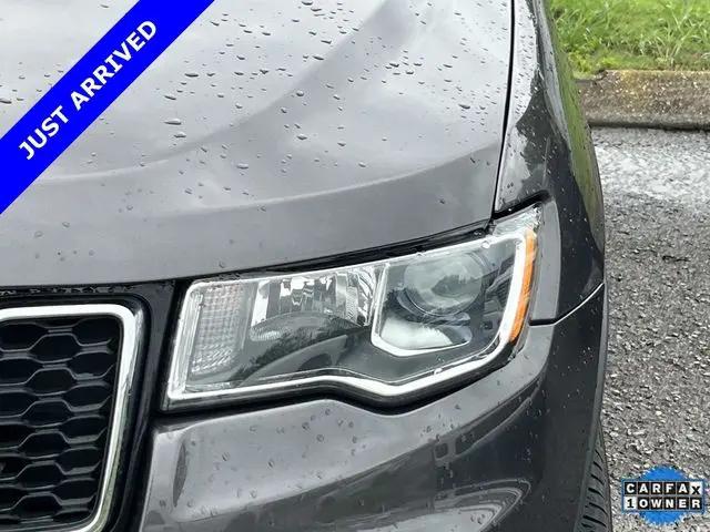 2021 Jeep Grand Cherokee Laredo X 4x4