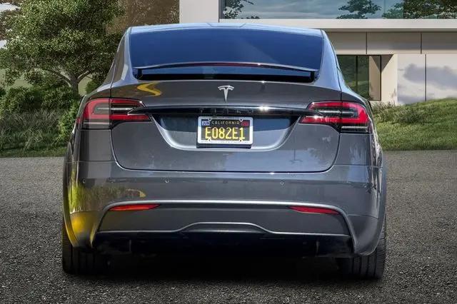 2022 Tesla Model X Dual Motor All-Wheel Drive
