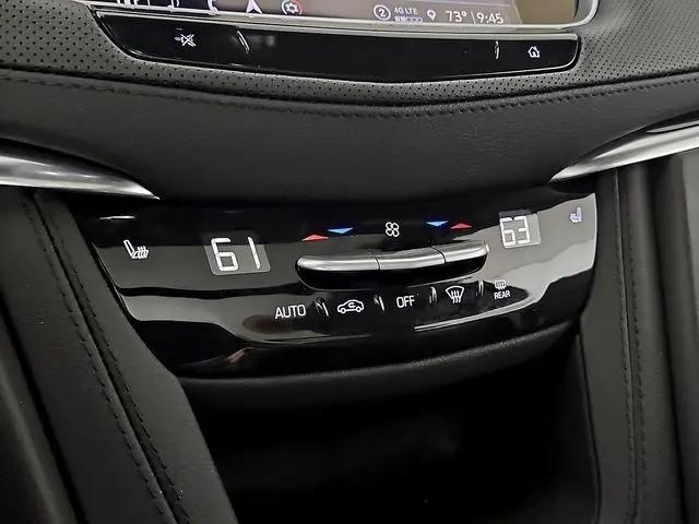 2025 Cadillac XT5 FWD Premium Luxury