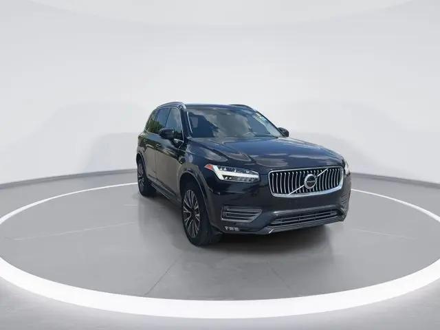 2020 Volvo XC90 T5 Momentum 7 Passenger