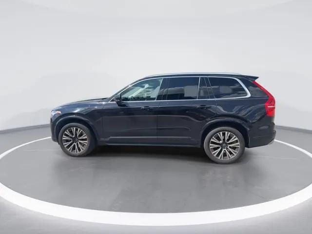 2020 Volvo XC90 T5 Momentum 7 Passenger