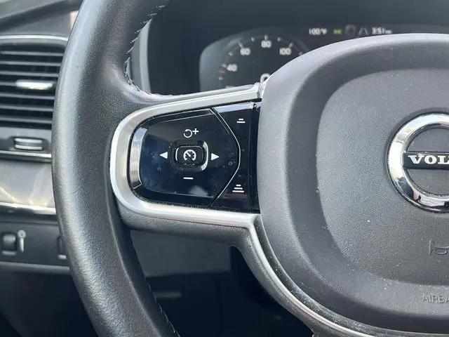 2020 Volvo XC90 T5 Momentum 7 Passenger