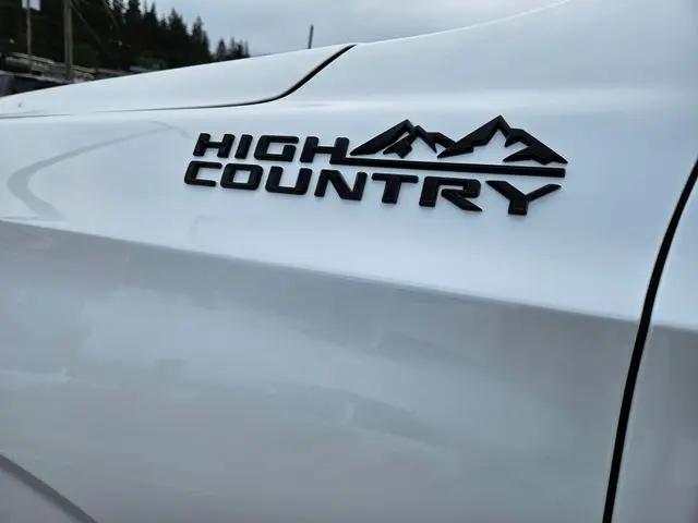 2023 Chevrolet Tahoe 4WD High Country