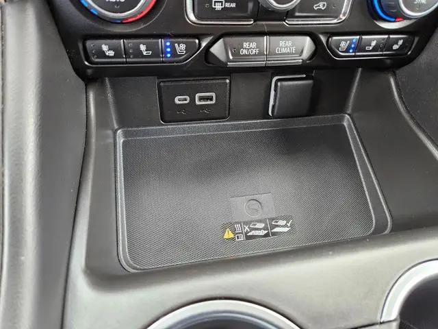 2023 Chevrolet Tahoe 4WD High Country