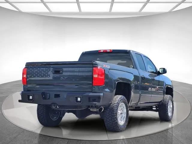 2017 Chevrolet Silverado 1500 2LT