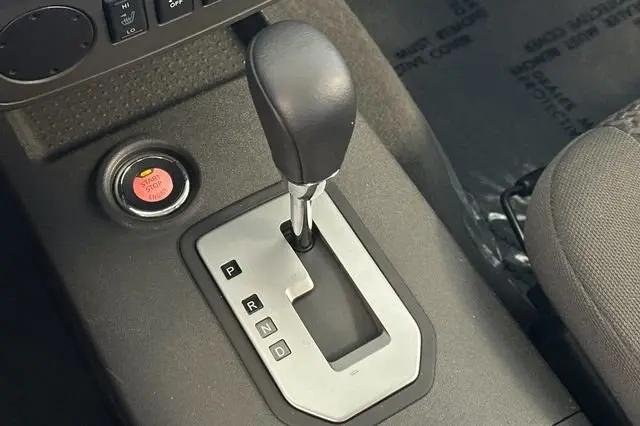 2021 Nissan Frontier King Cab SV 4x2
