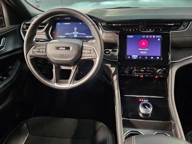 2025 Jeep Grand Cherokee L Altitude X 4x4