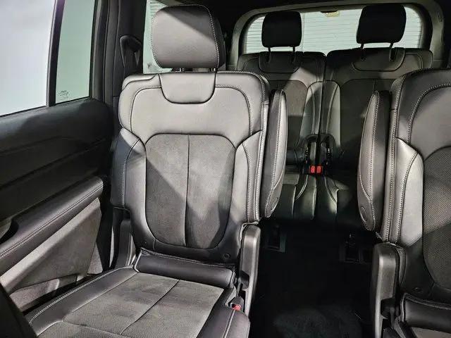 2025 Jeep Grand Cherokee L Altitude X 4x4