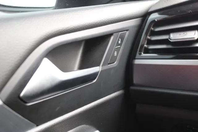 2022 Volkswagen Jetta 1.5T SE