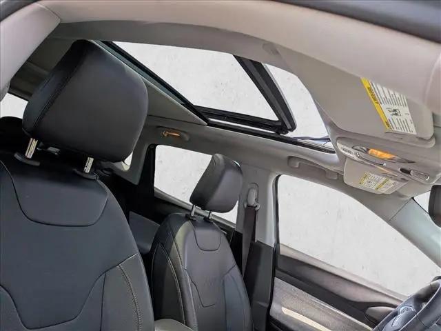 2022 Jeep Compass Latitude Lux 4x4