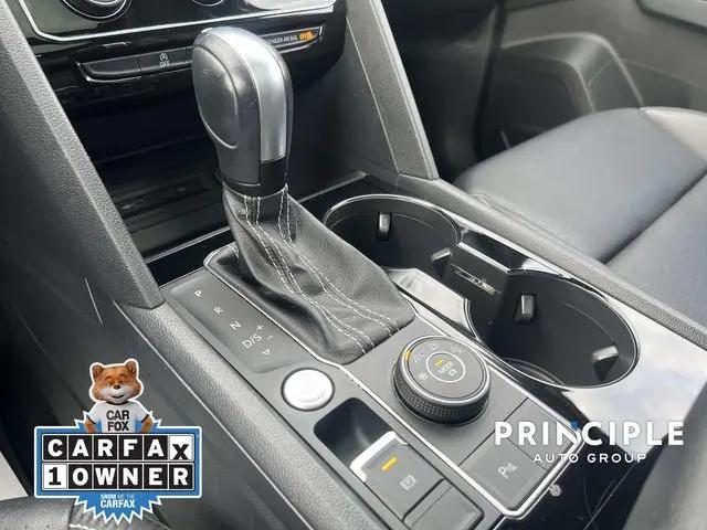 2023 Volkswagen Atlas Cross Sport 3.6L V6 SEL R-Line Black