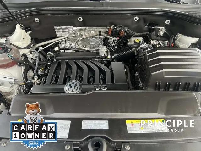 2023 Volkswagen Atlas Cross Sport 3.6L V6 SEL R-Line Black