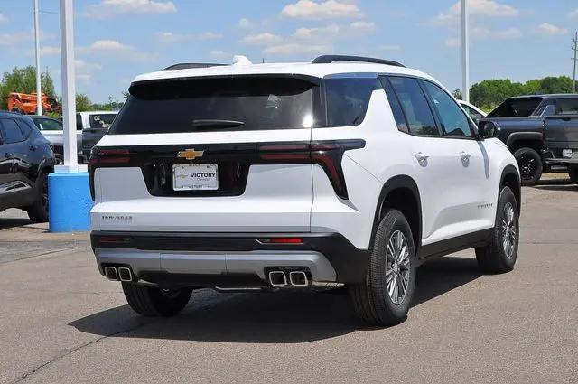 2026 Chevrolet Traverse FWD LT