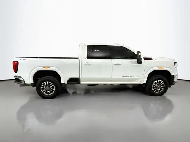 2025 GMC Sierra 2500HD 4WD Crew Cab Standard Bed SLE