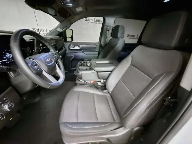2025 GMC Sierra 2500HD 4WD Crew Cab Standard Bed SLE