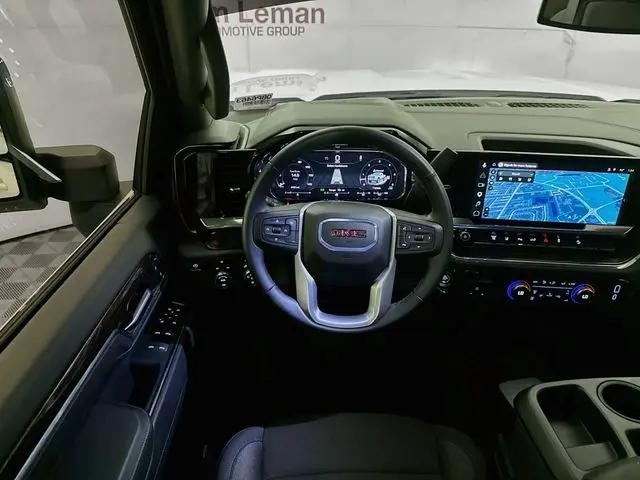 2025 GMC Sierra 2500HD 4WD Crew Cab Standard Bed SLE