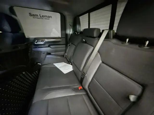 2025 GMC Sierra 2500HD 4WD Crew Cab Standard Bed SLE