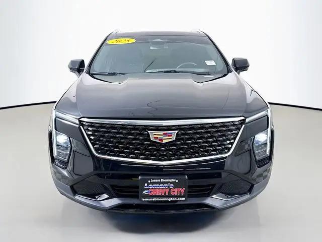 2025 Cadillac XT4 FWD Premium Luxury