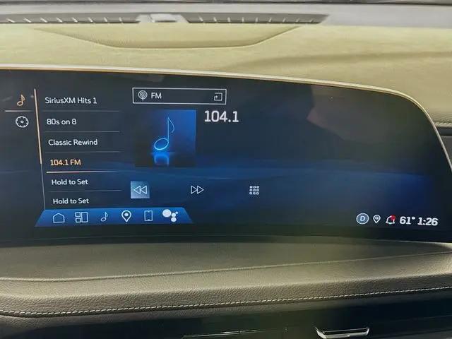 2025 Cadillac XT4 FWD Premium Luxury
