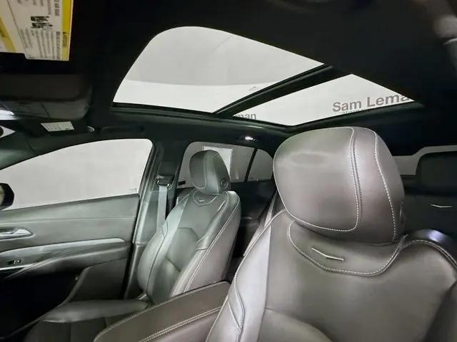 2025 Cadillac XT4 FWD Premium Luxury