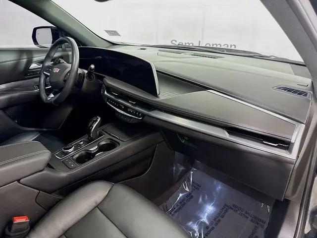 2025 Cadillac XT4 FWD Premium Luxury