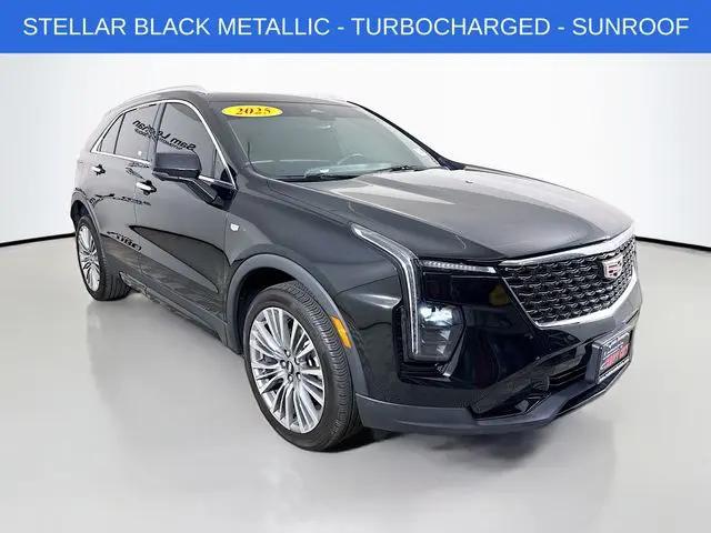2025 Cadillac XT4 FWD Premium Luxury for sale in Bloomington, IL