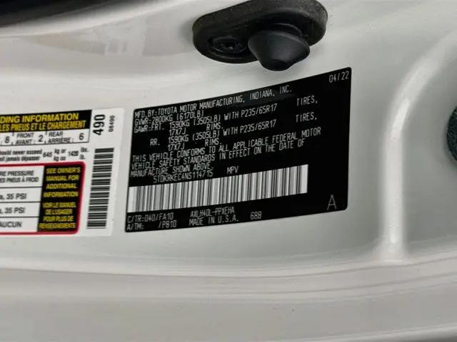 2022 Toyota Sienna LE