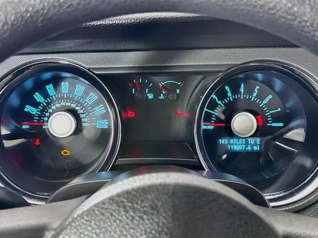 2012 Ford Mustang V6
