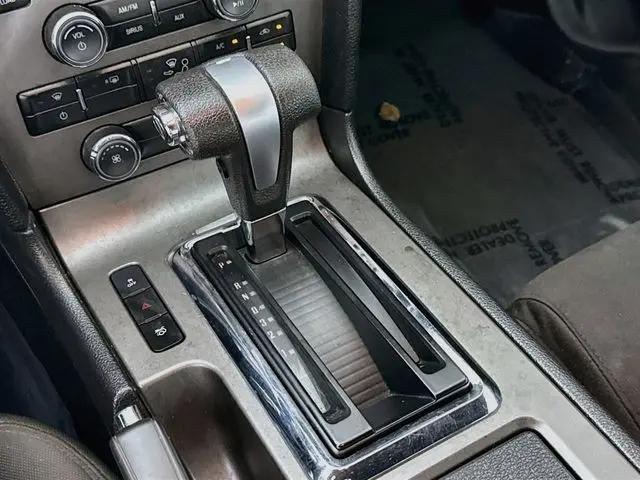 2012 Ford Mustang V6