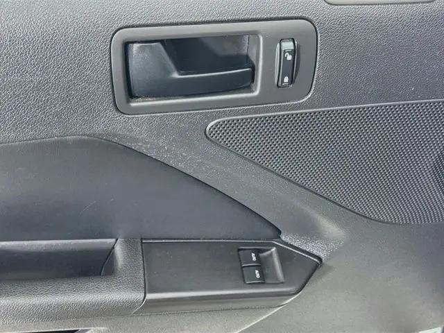 2012 Ford Mustang V6