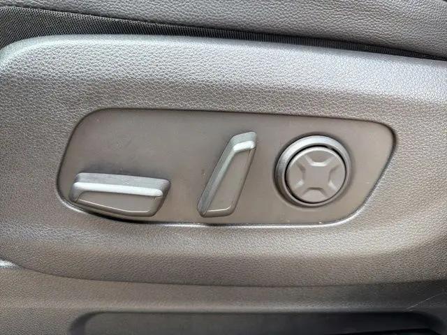 2023 Kia Carnival MPV SX Prestige