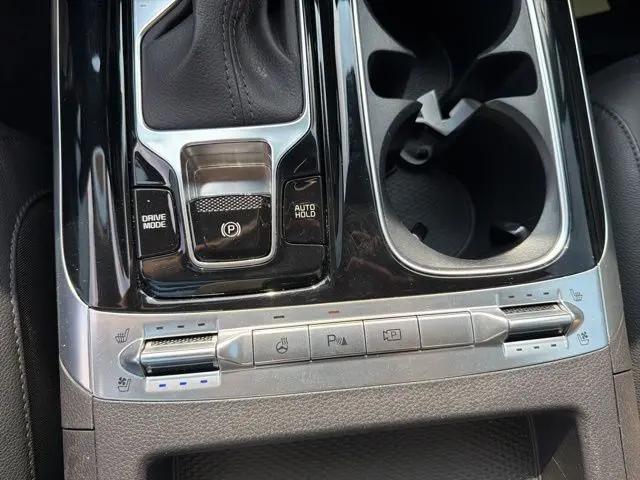 2023 Kia Carnival MPV SX Prestige