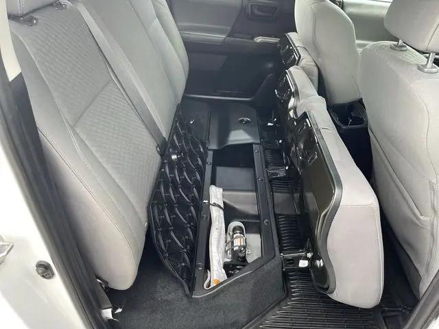 2020 Toyota Tacoma SR5 V6