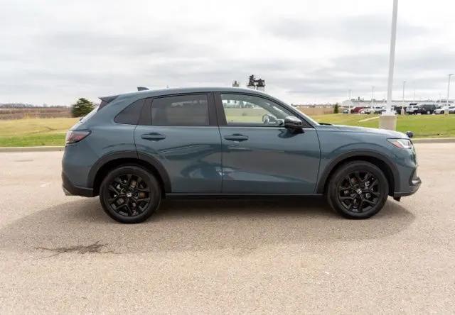 2025 Honda HR-V 2WD Sport