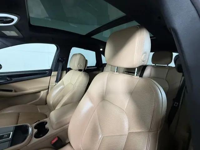 2024 Porsche Macan Macan