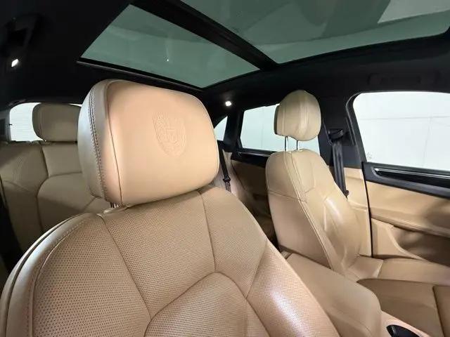 2024 Porsche Macan Macan