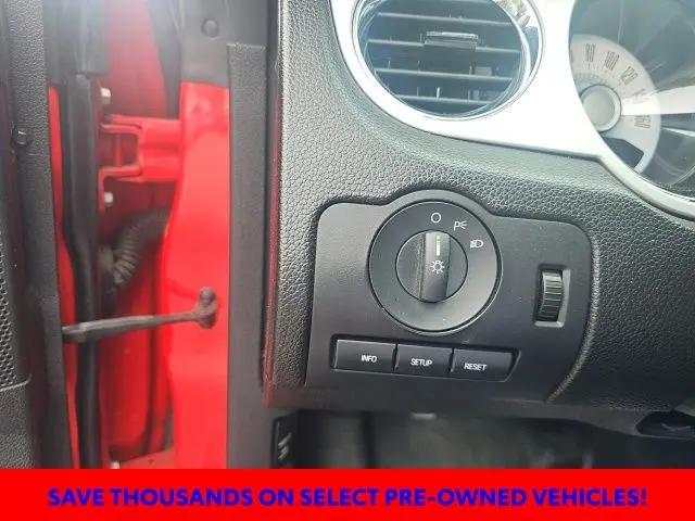 2012 Ford Mustang V6 Premium