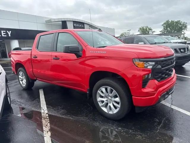2024 Chevrolet Silverado 1500 4WD Crew Cab Short Bed Custom