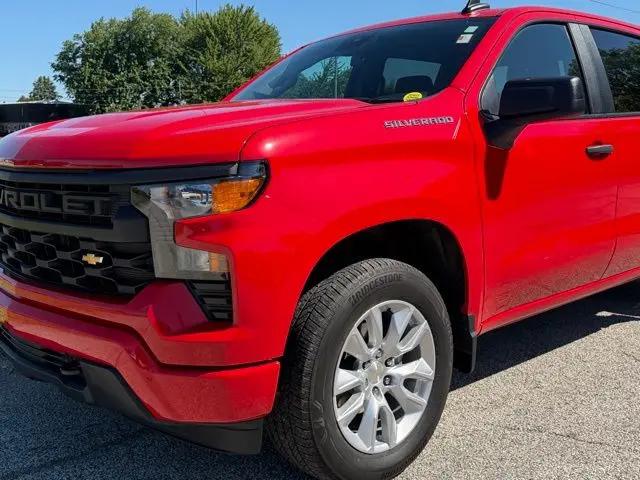 2024 Chevrolet Silverado 1500 4WD Crew Cab Short Bed Custom