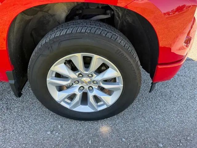 2024 Chevrolet Silverado 1500 4WD Crew Cab Short Bed Custom