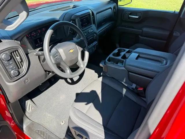 2024 Chevrolet Silverado 1500 4WD Crew Cab Short Bed Custom