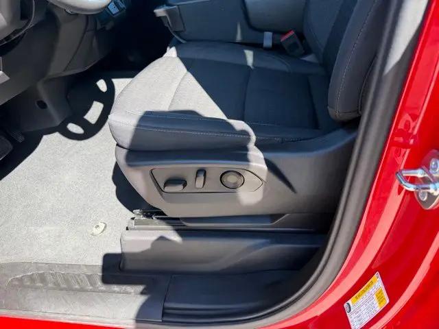 2024 Chevrolet Silverado 1500 4WD Crew Cab Short Bed Custom