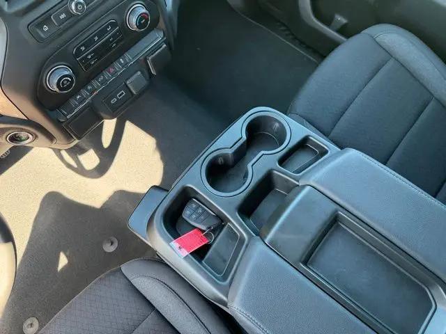 2024 Chevrolet Silverado 1500 4WD Crew Cab Short Bed Custom