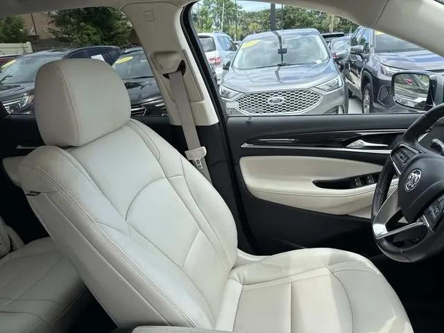2023 Buick Enclave Essence FWD