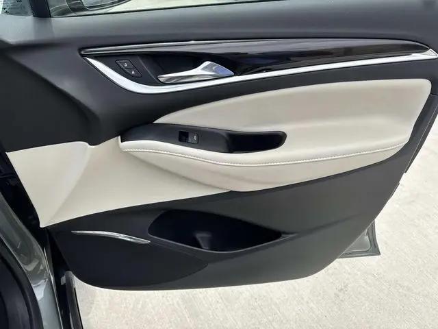 2023 Buick Enclave Essence FWD